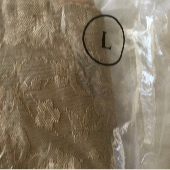 Chic Shaper size Large Add up to 1 Cup Size - Picture 6 of 6